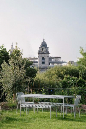 Garden flat in central brussels